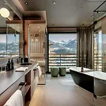 Hotel Grand Tirolia