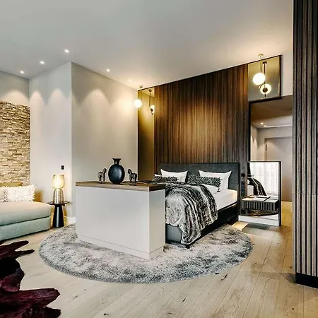 Hotel Grand Tirolia *