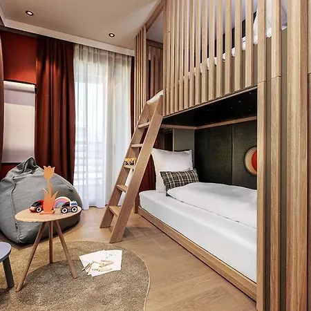 Grand Tirolia Hotel