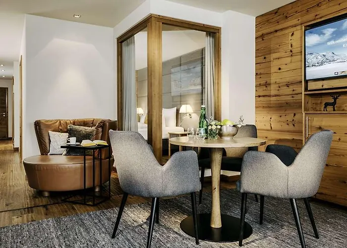 Hotel Grand Tirolia *