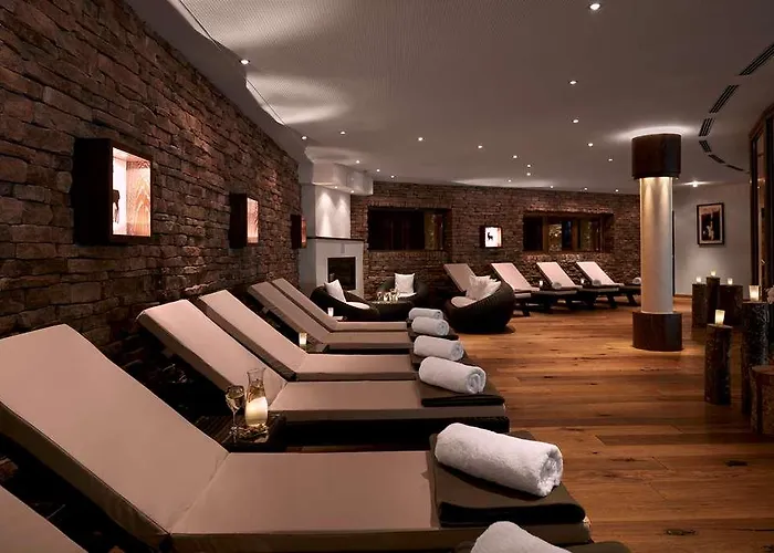 Hotel Grand Tirolia *